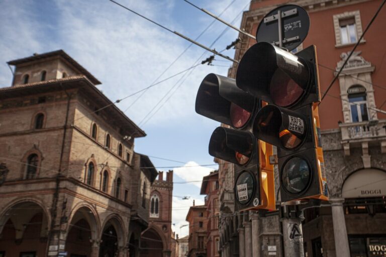 semaforo bologna