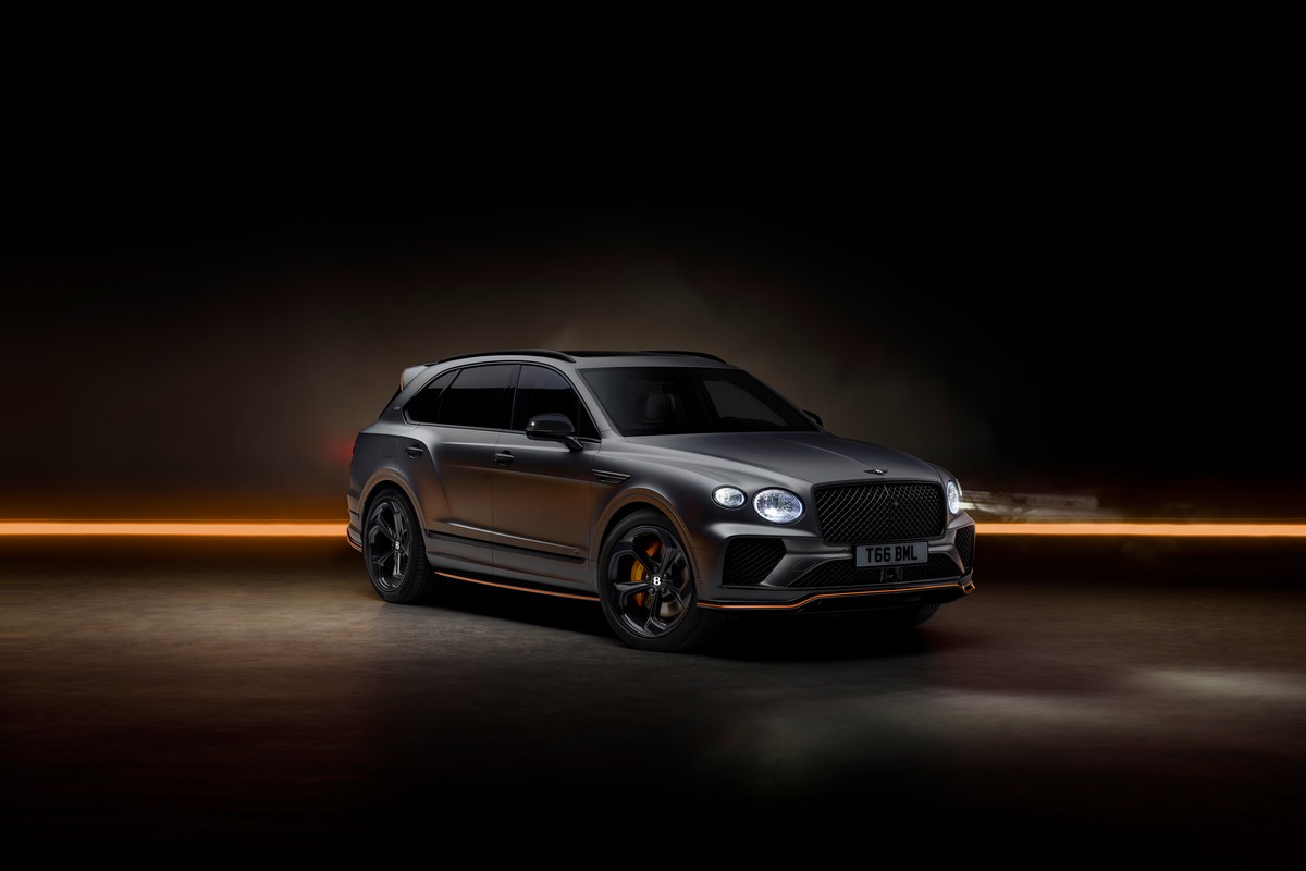 Bentley Bentayga S Hybrid Black Edition