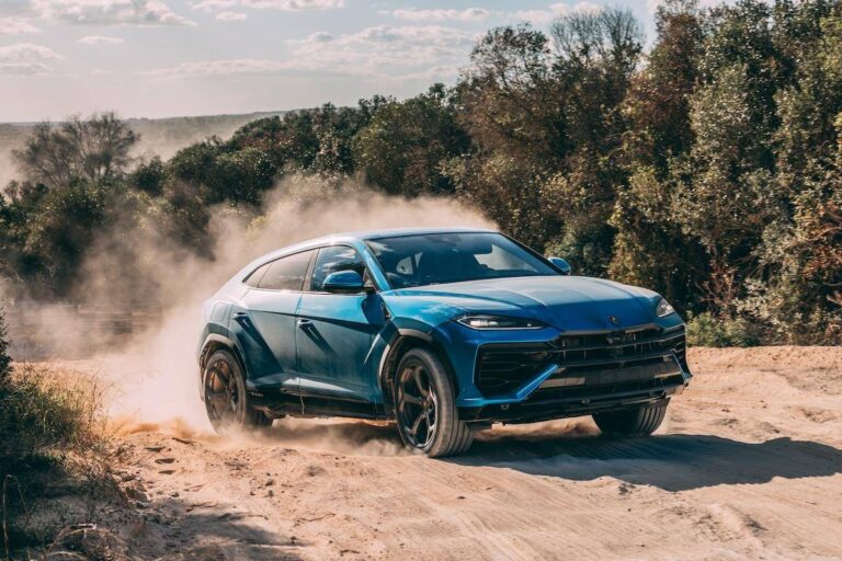 Lamborghini Urus SE plug-in Hybrid