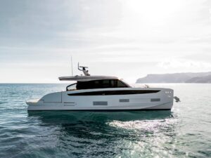 Azimut Seadeck 6