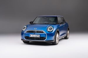 Nuova Mini Cooper 5 porte