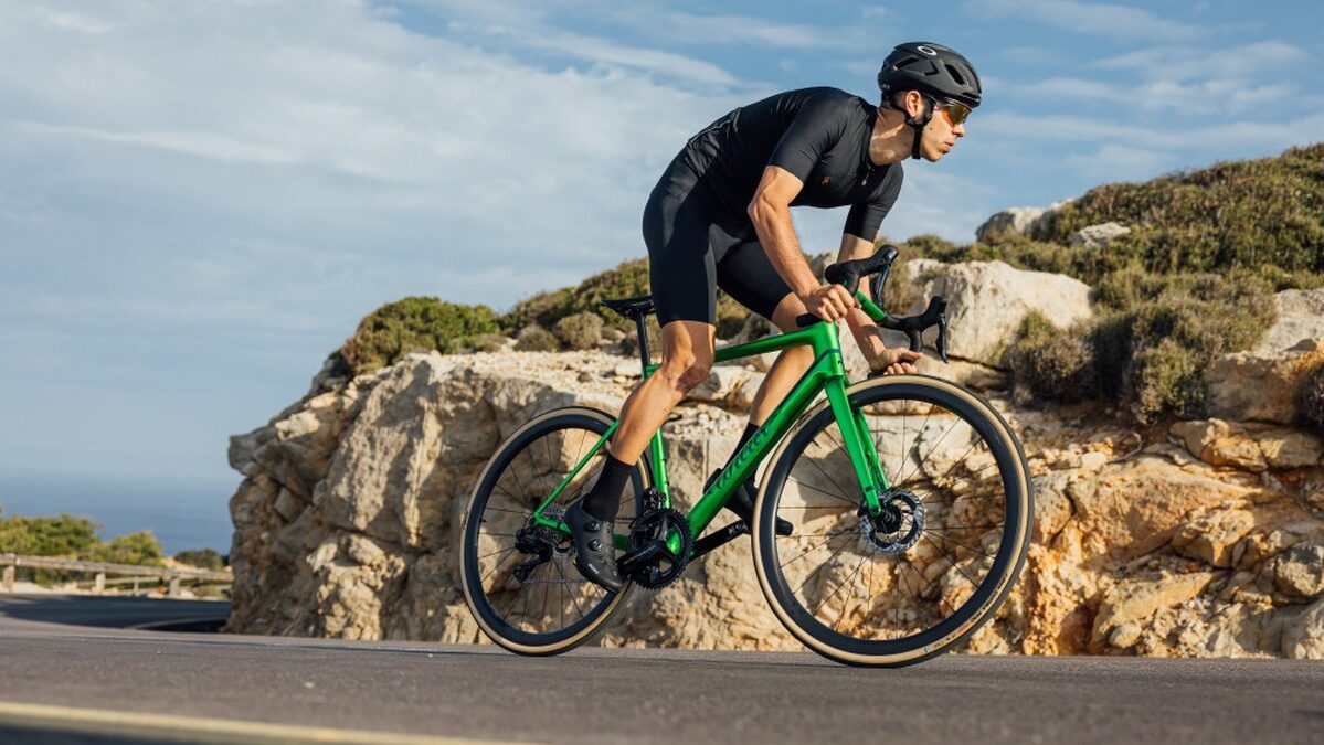 Wilier Triestina lancia le nuove biciclette Supersonica SLR e Verticale SLR per il Tour de France 2024