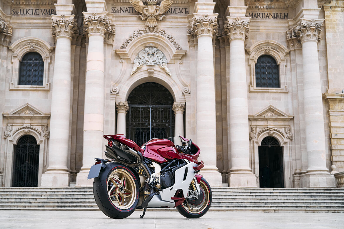 MV Agusta Superveloce 1000 Serie Oro