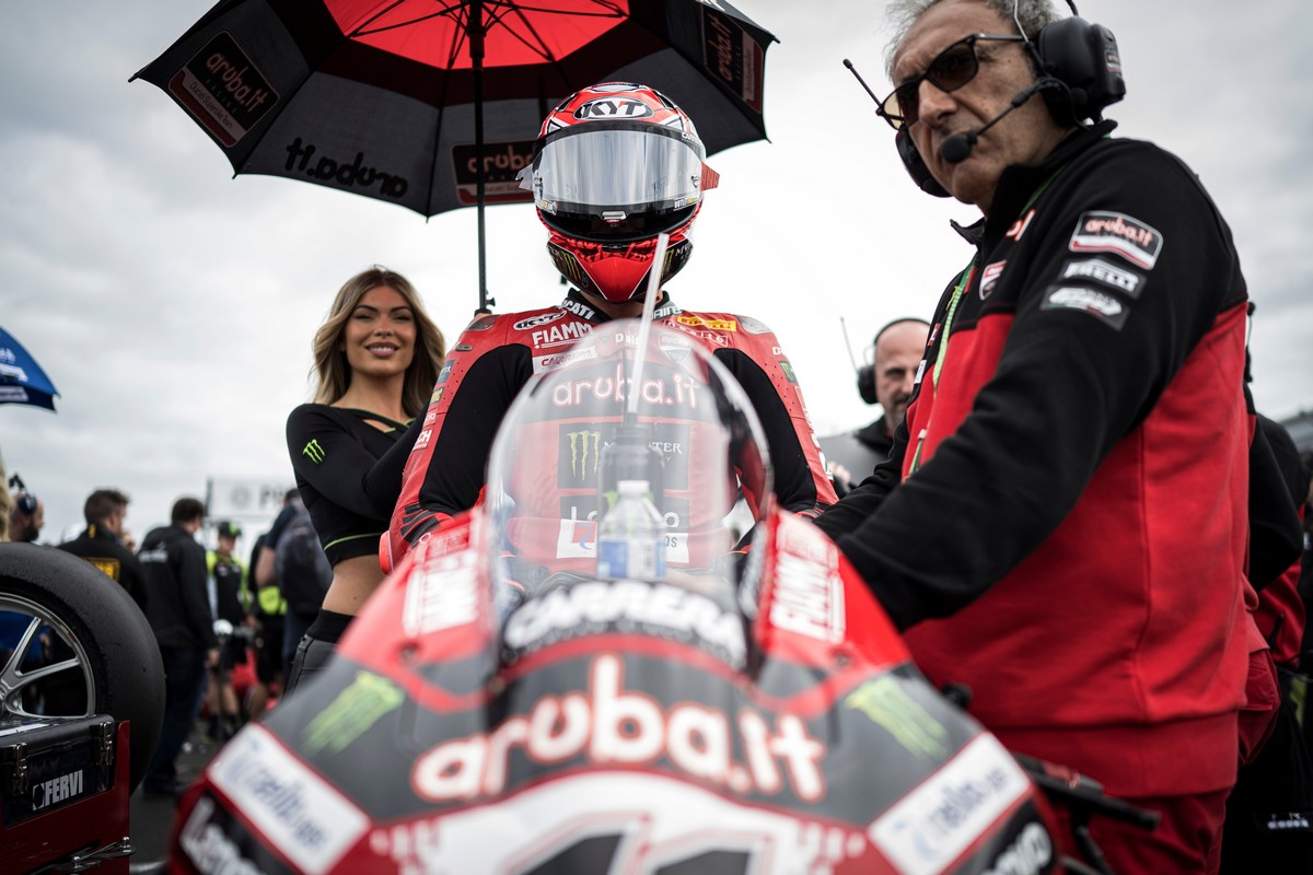 Paddock Girls SBK Donington 2024