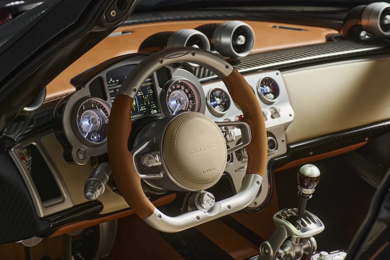 Pagani Utopia Roadster Volante