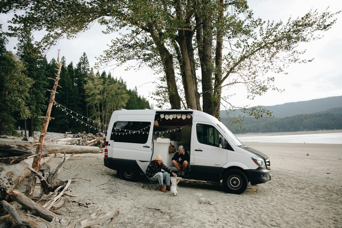 Viaggiare con il cane in camper