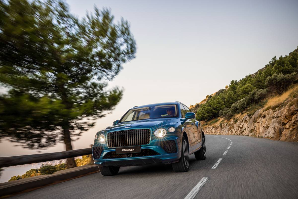 Bentley Bentayga EWB Azure Riviera Collection