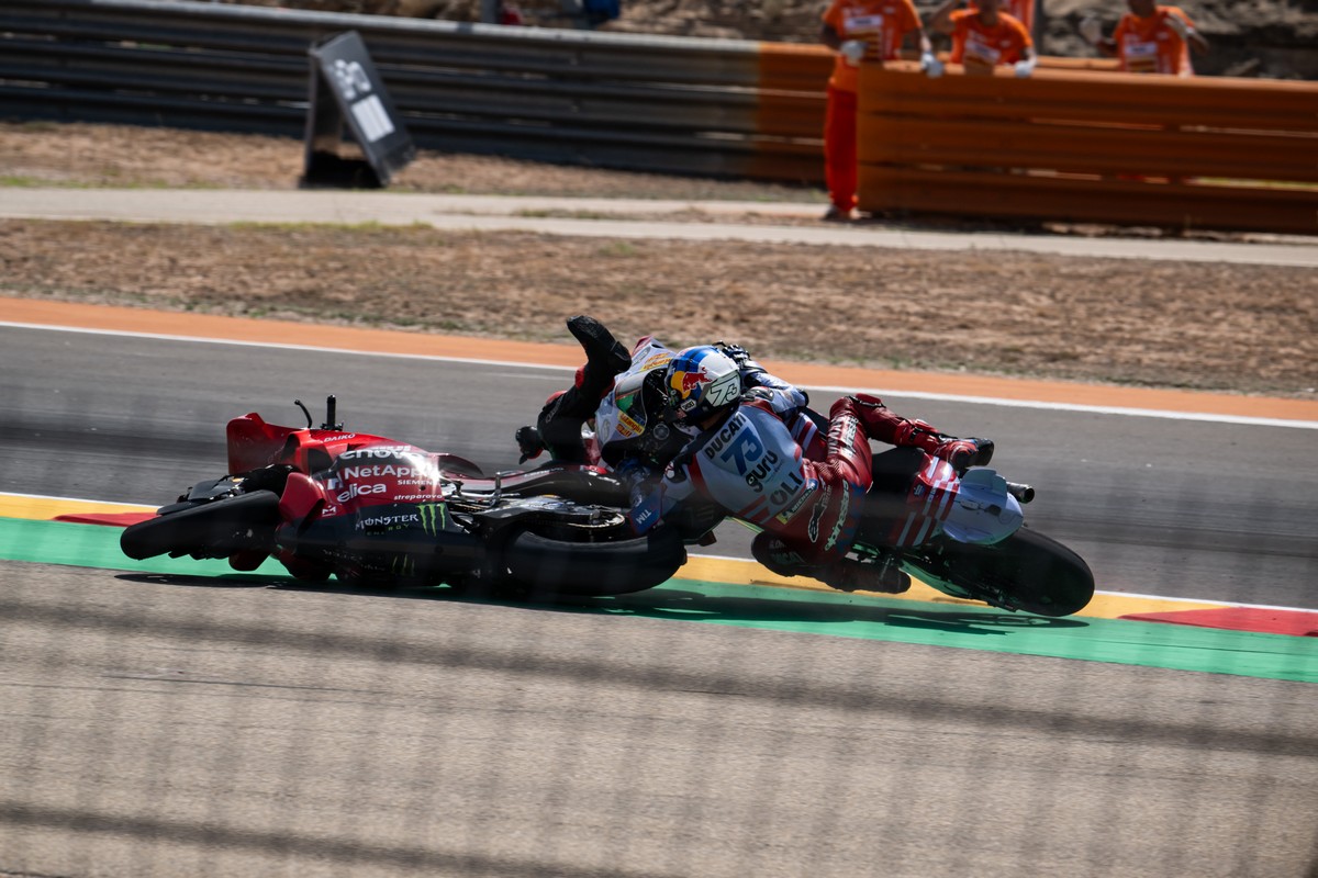 Incidente Bagnaia-Marquez Aragon