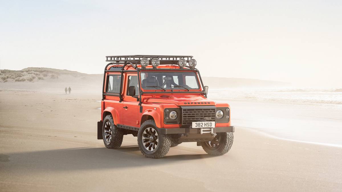 Land Rover Classic Defender V8 by Works Bespoke