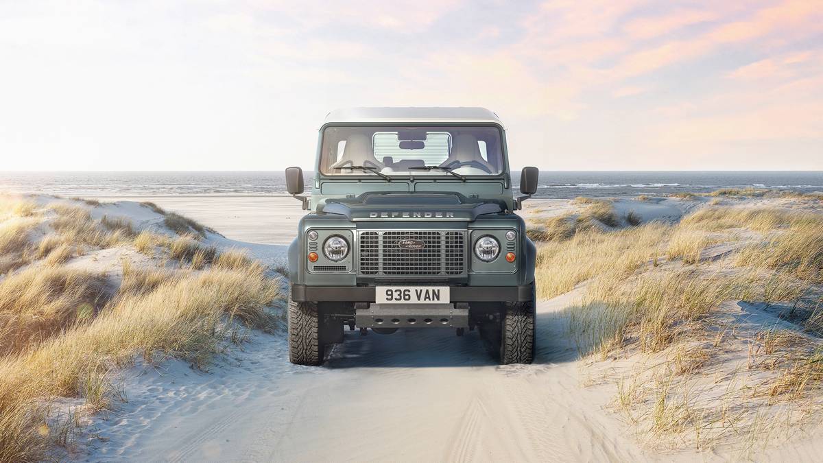 Land Rover Classic Defender V8 by Works Bespoke