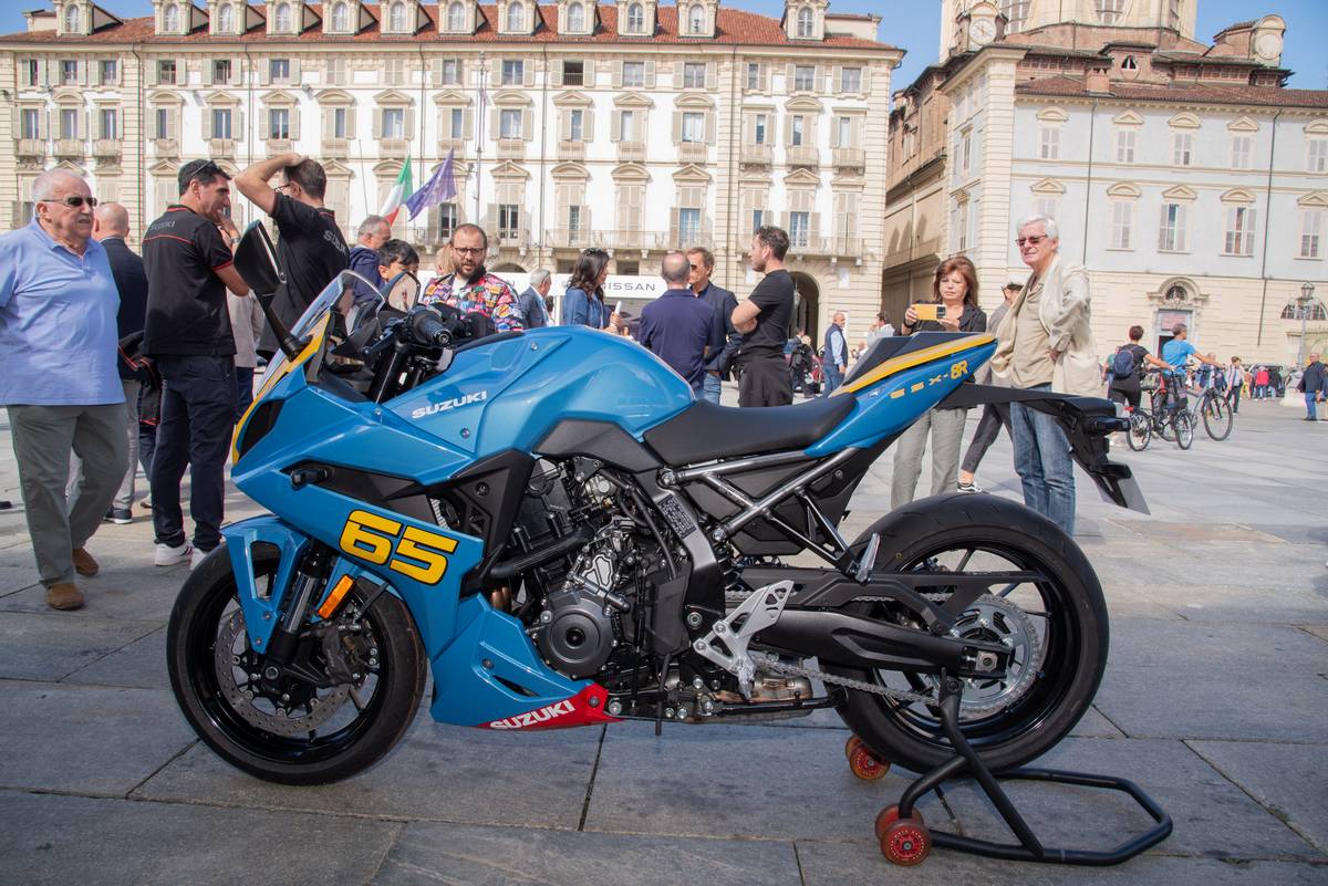 Suzuki GSX-8R Legend Edition