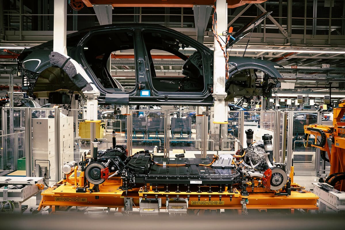 audi q8 e-tron plant belgium