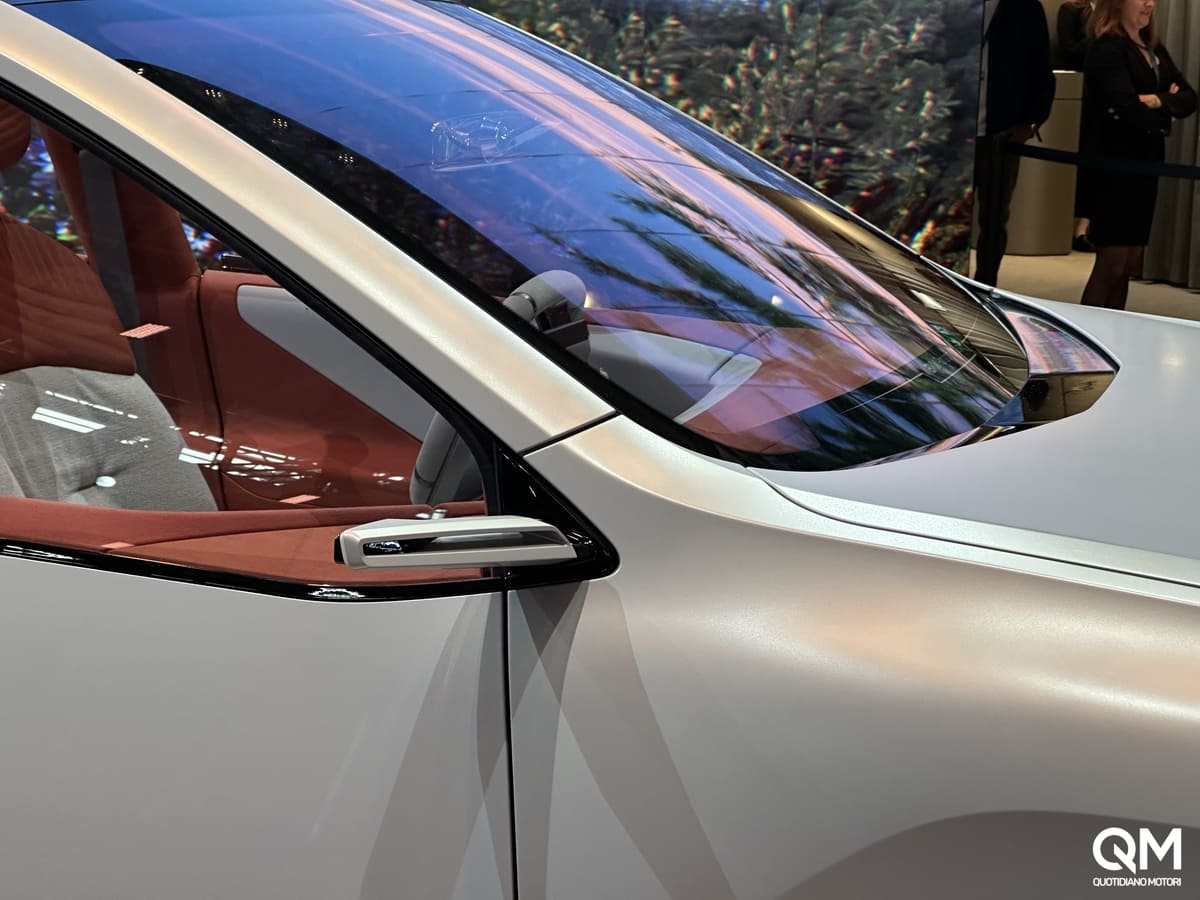 BMW Classe X Concept Salone Parigi 2024