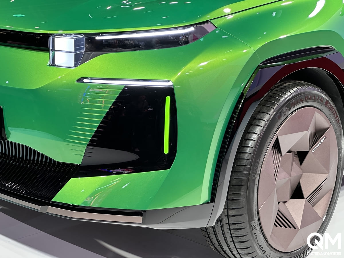 Citroen C5 Aircross Concept Salone Parigi 2024