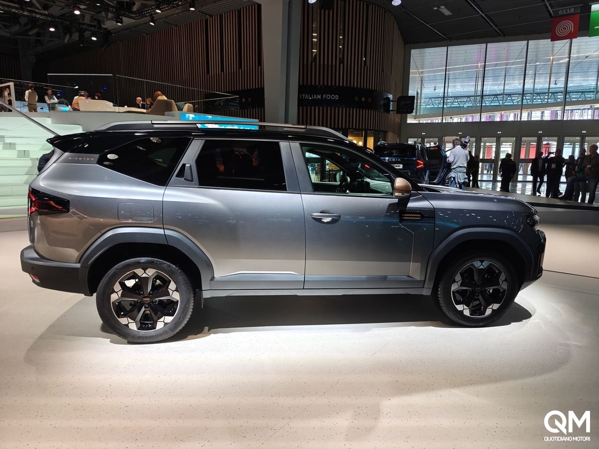 Dacia Bigster Salone Parigi 2024