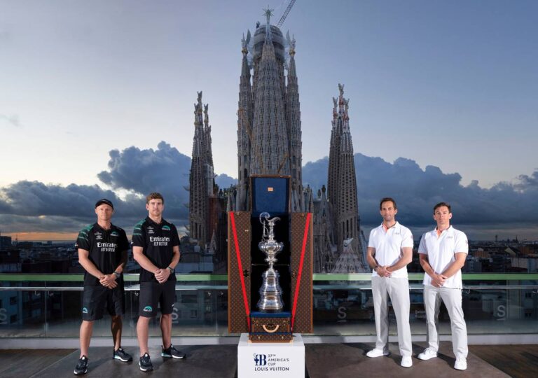 Emirates Team New Zealand vs Ineos Britannia