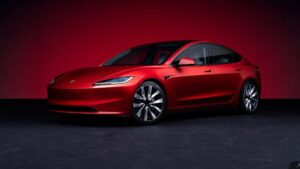 Nuova Tesla Model 3 Long Range