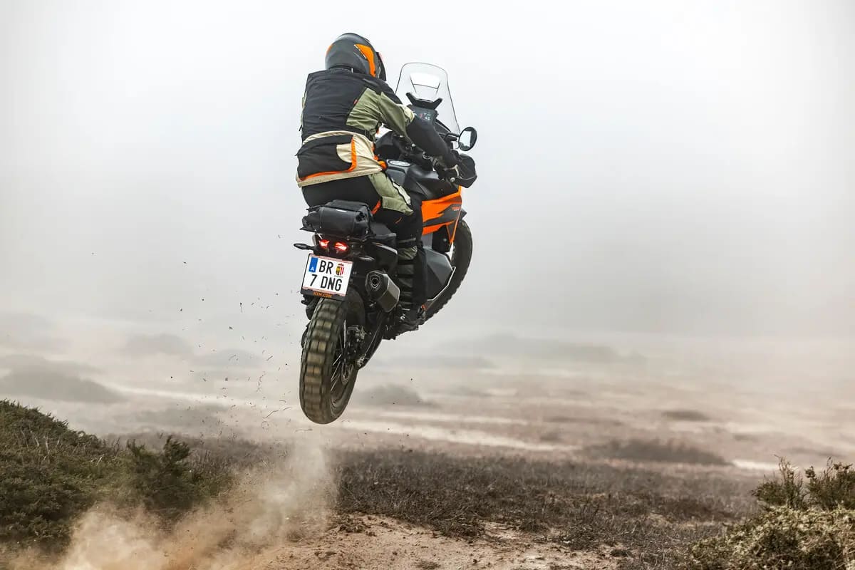 2025 ktm 790 adventure jump