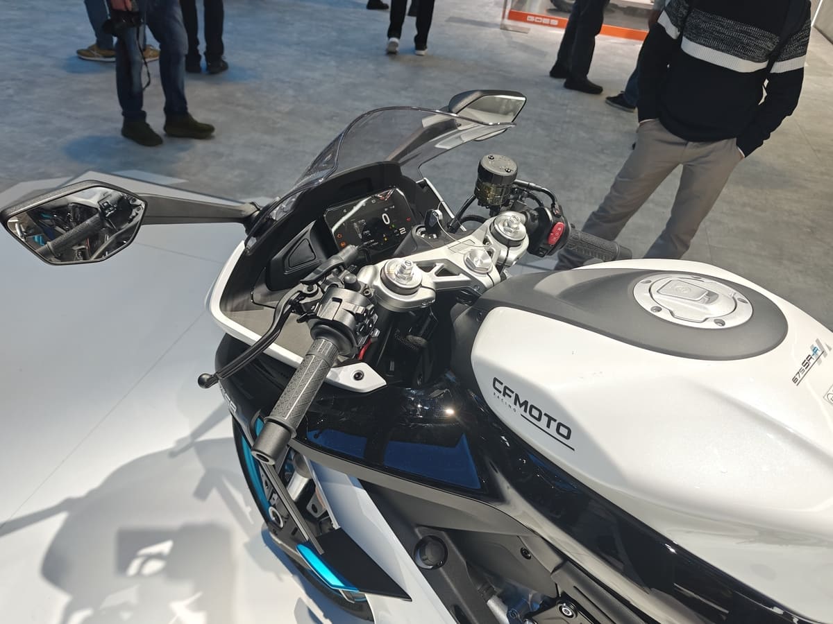 CFMOTO 675SR-R EICMA