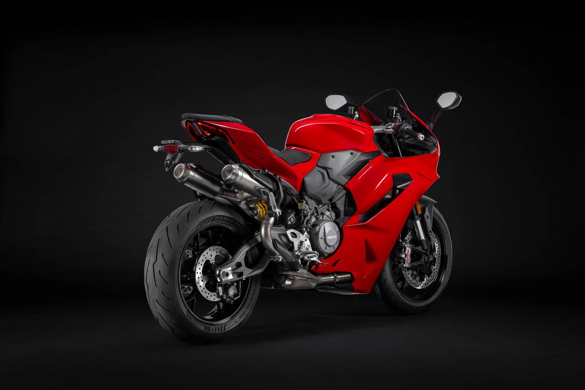 Ducati Panigale V2 2025