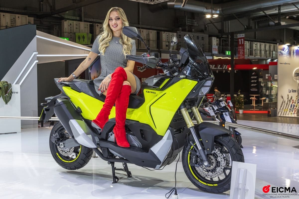 EICMA girls 2024