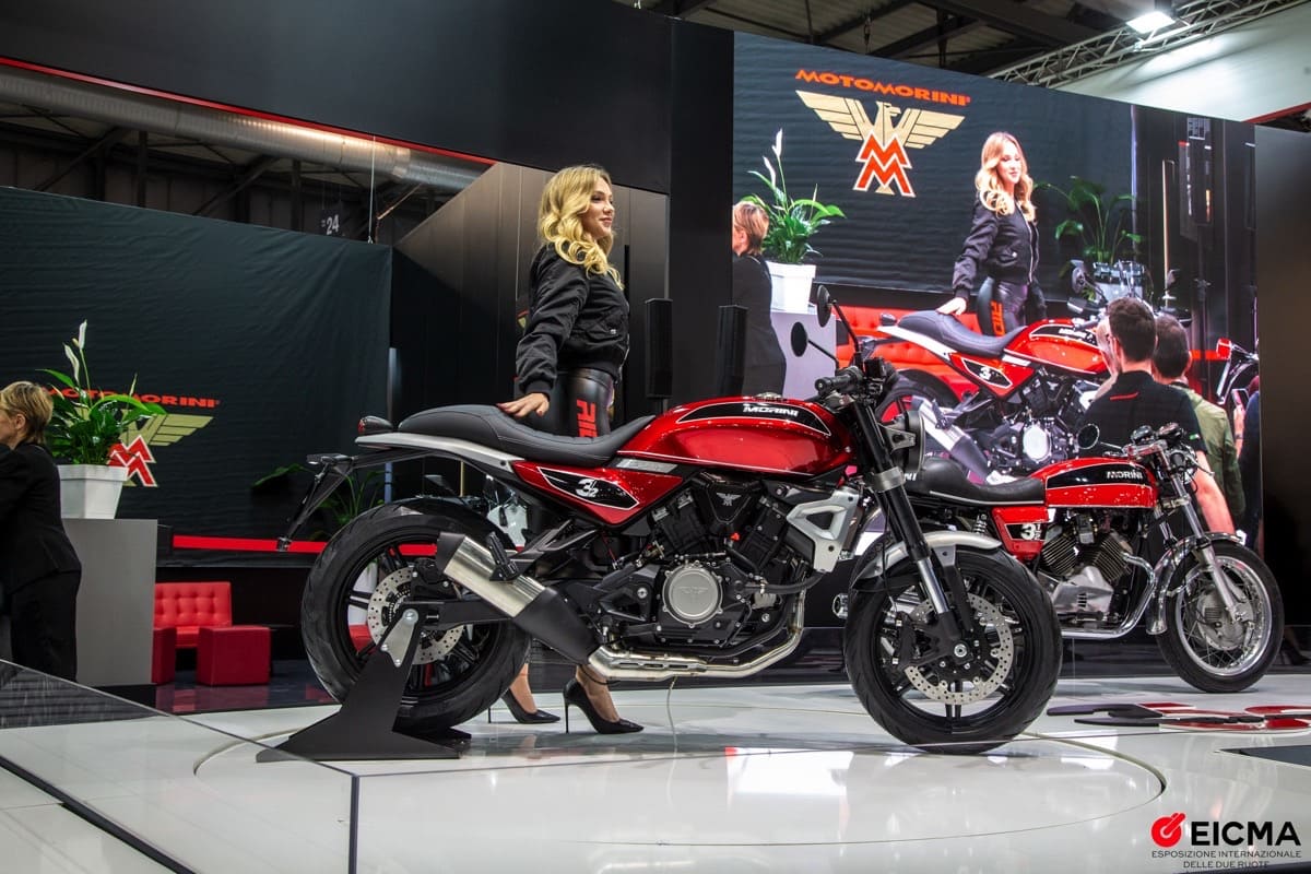 EICMA girls 2024