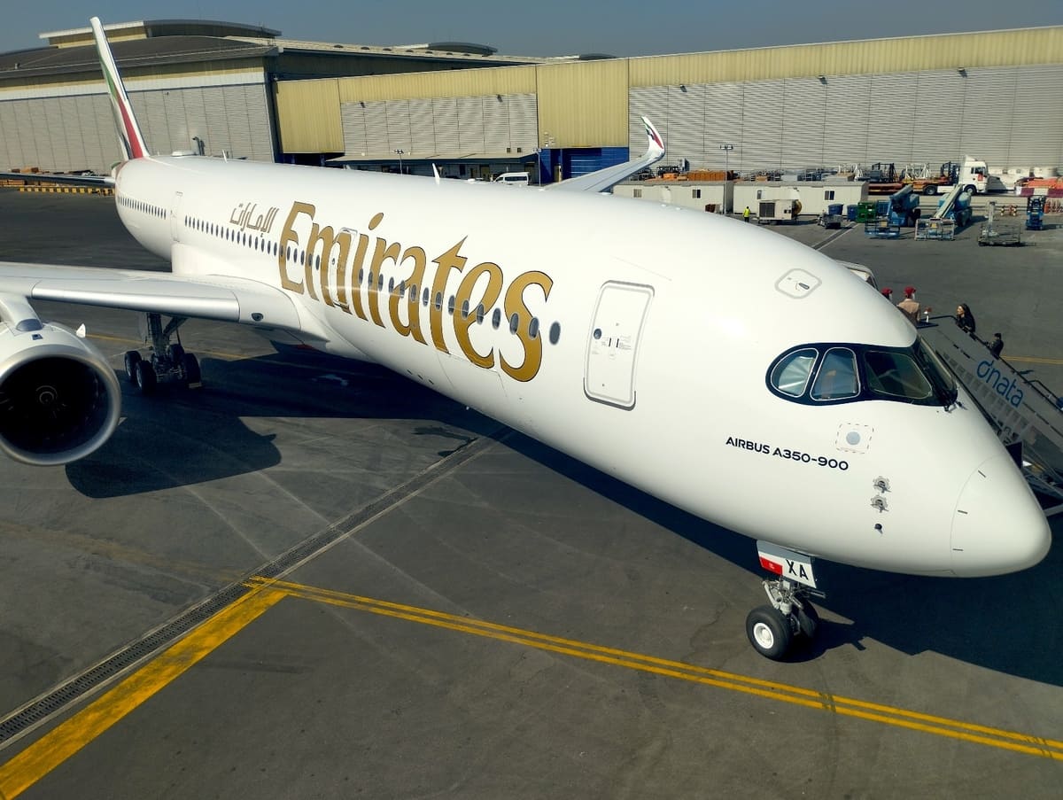 Emirates Airbus A350-900 alto