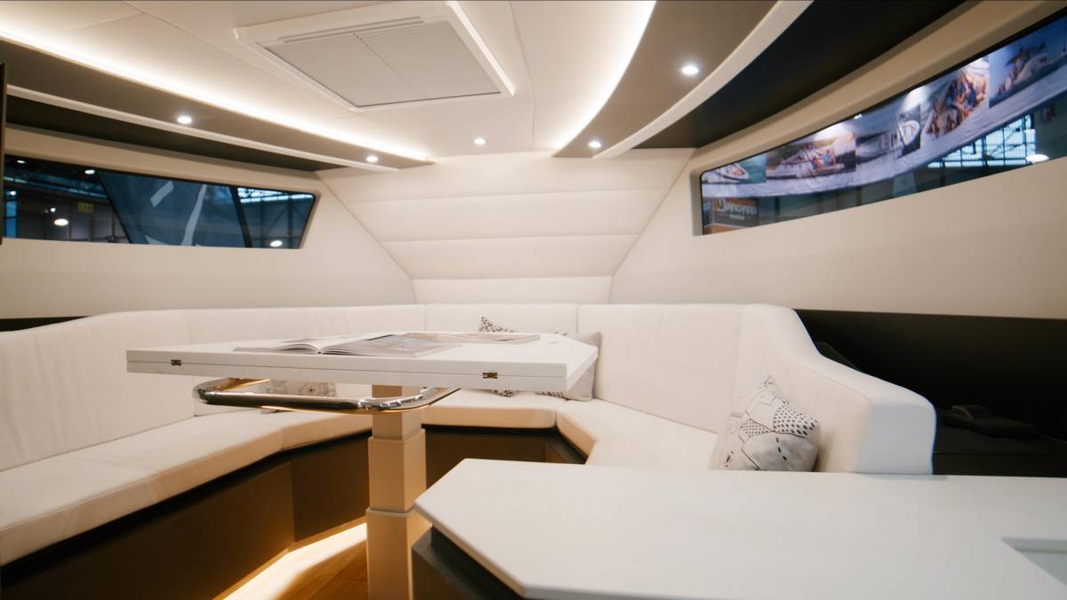 Luxia Yachts 375 GTS