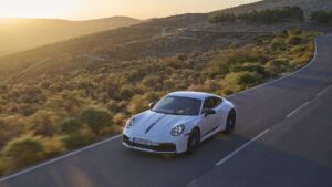 Nuova Porsche 911 Carrera T