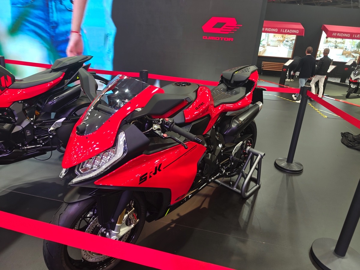 QJ Motor SRK1000 EICMA