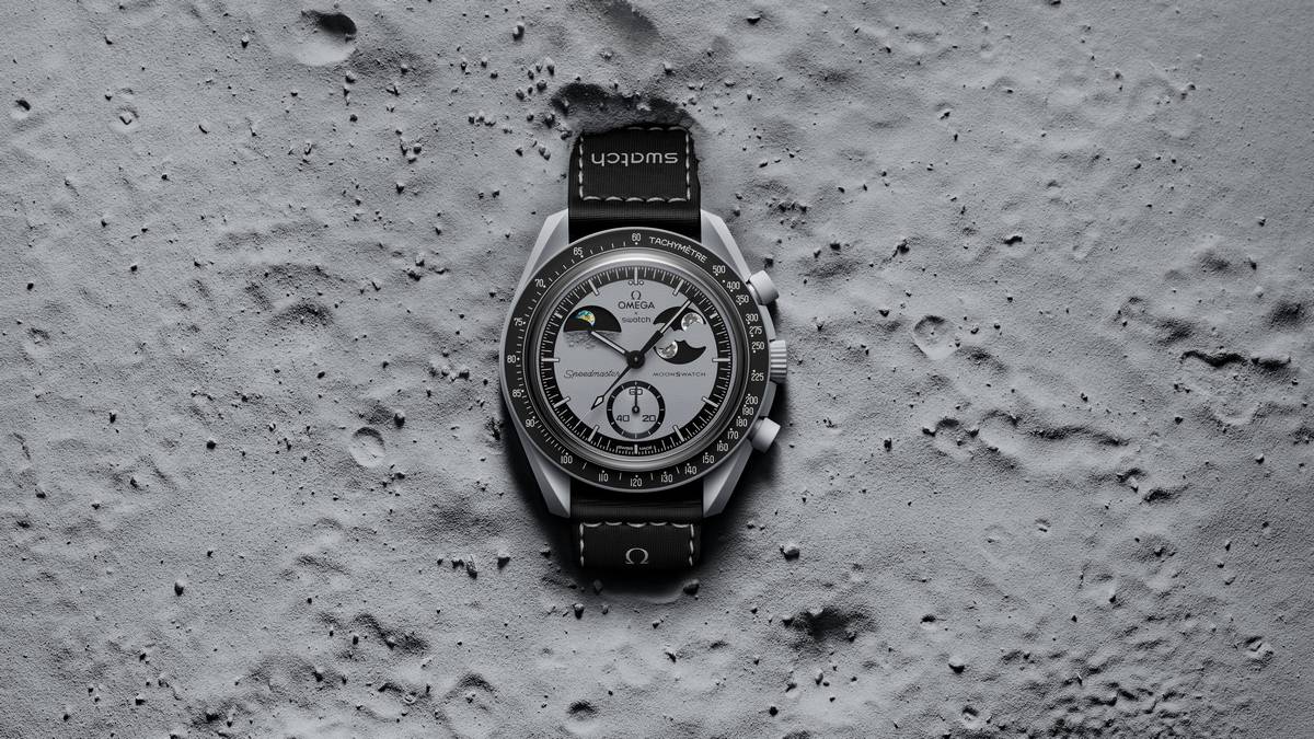 Swatch Bioceramic MoonSwatch Mission to Earthphase