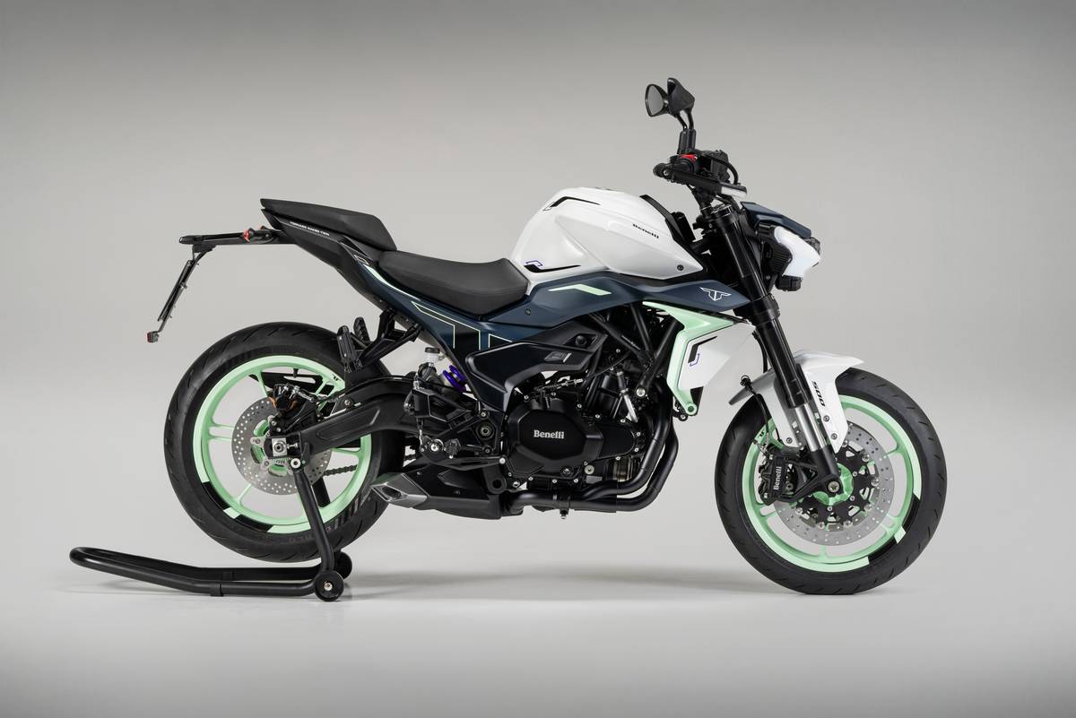 Benelli Tornado Naked Twin 500 2025