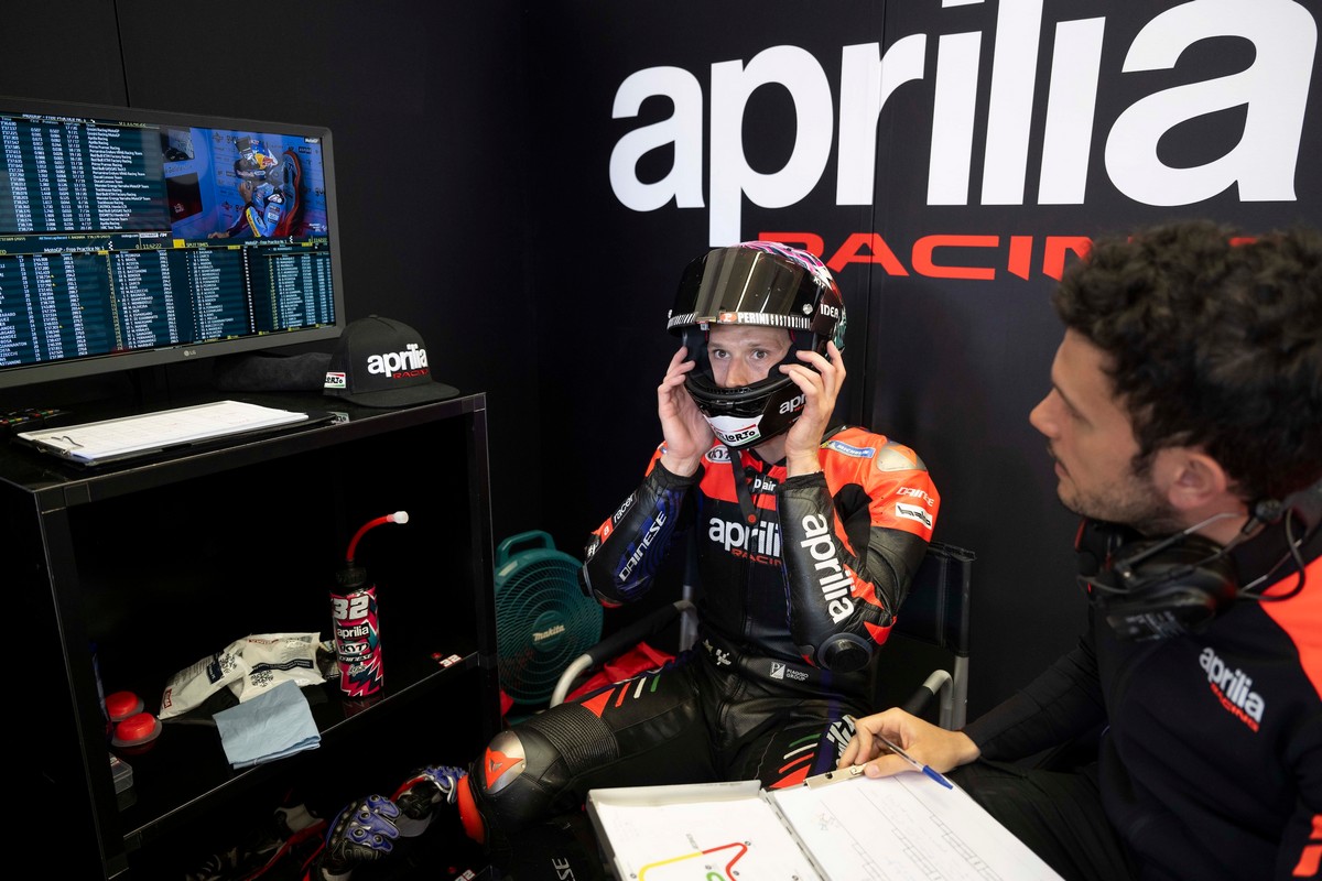 Lorenzo Savadori Aprilia Racing