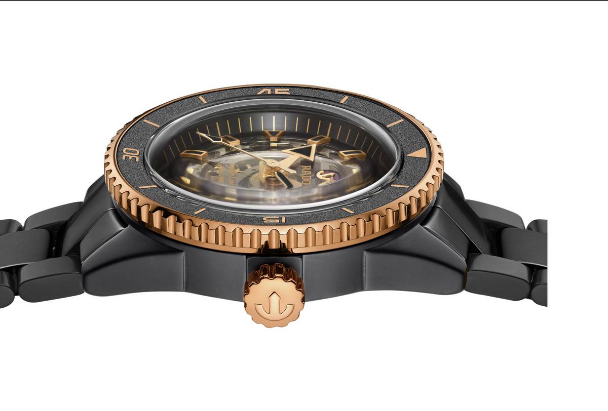 Rado Captain Cook High-Tech Ceramic Skeleton PVD oro rosa