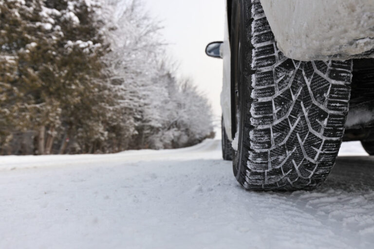 pressione pneumatici neve