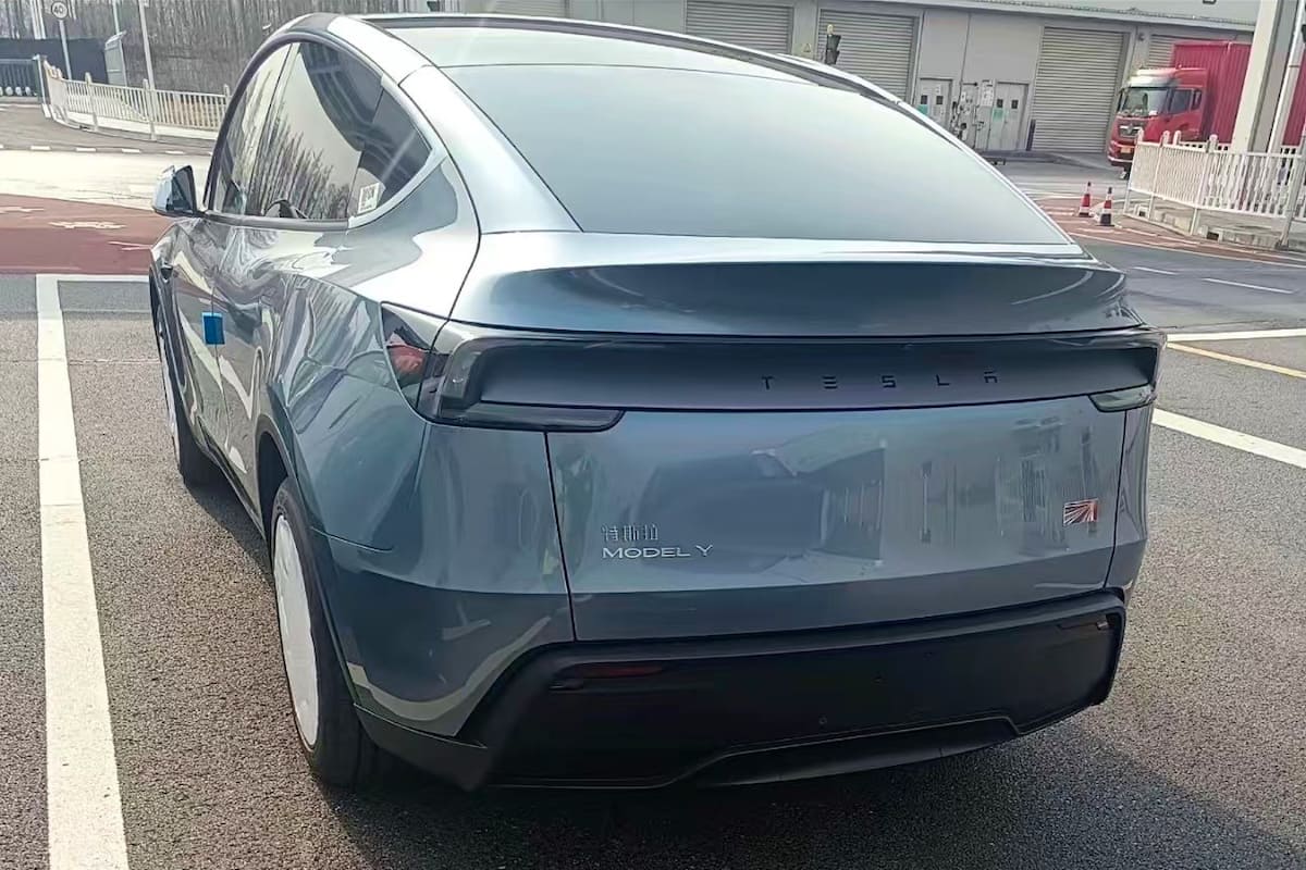 tesla model y 2025 spy shot